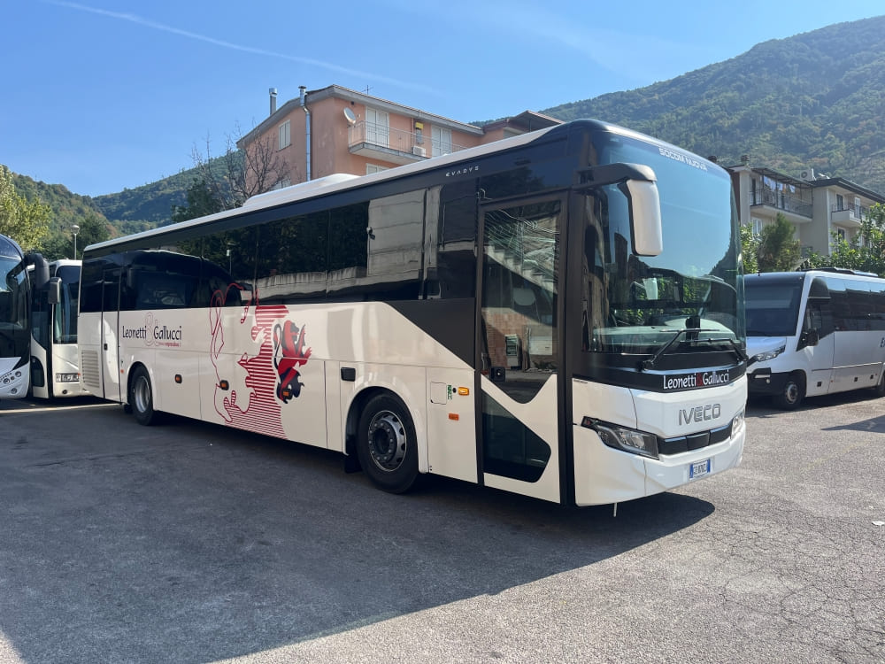 Noleggio autobus Leonetti & Gallucci - Autobus per gite ed eventi